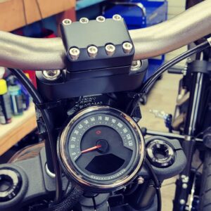 Small Gauge Riser Mount For Softail, Dyna And Sportster