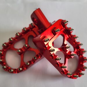 dyna red foot pegs